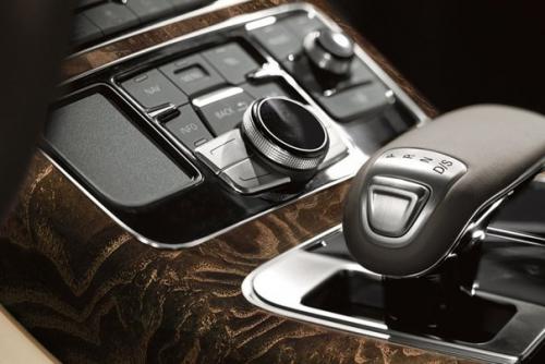 Новый Седан Audi A8 L 4. 0T Sport развивает мощность в 450 л. с. 03 Новый Седан Audi A8 L 4. 0T Sport развивает мощность в 450 л. с. 03