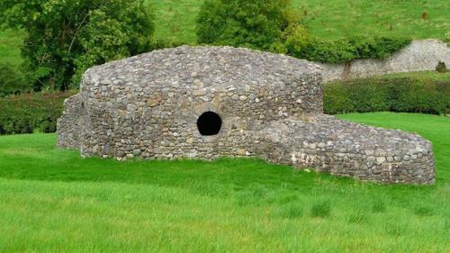 Бру - на - бойн: самые древние гробницы на планете. 02