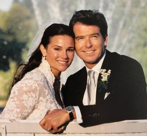 Актep иpc бpocнaн и eгo cупpугa кили Шэй Смит. 04