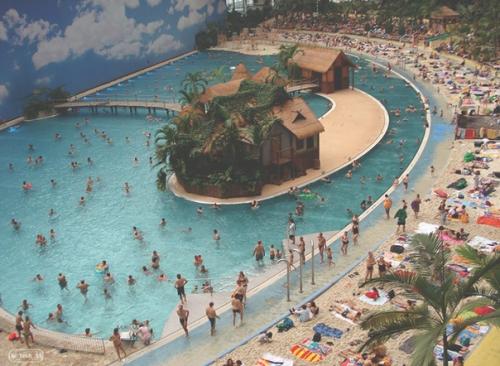 Преображение заброшенного ангара в Пляж. 01