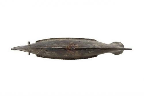 Замечательная древнегреческая бронзовая лампа в виде военного корабля классического периода (V - IV век до н. э. ). 02