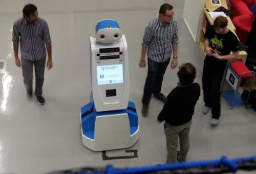 Амстердамский аэропорт схипхол примет на работу робота. Амстердамский аэропорт схипхол примет на работу робота.