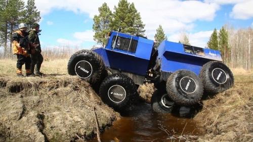Беркут-8 - это плавающий снегоболотоход - амфибия широкого спектра применения на шинах сверхнизкого давления. 01