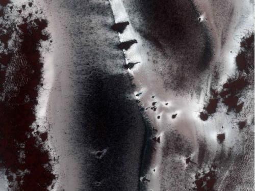 Зима на Марсе. Смена времён года происходит не только на нашей планете. 01