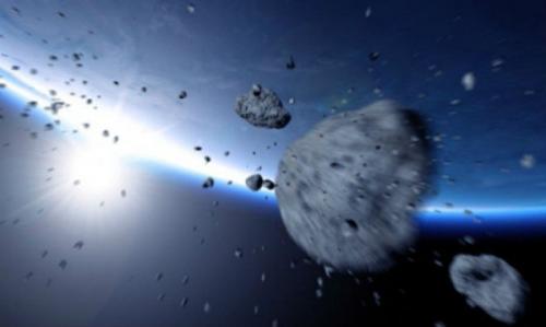 К земле приближается огромный астероид.