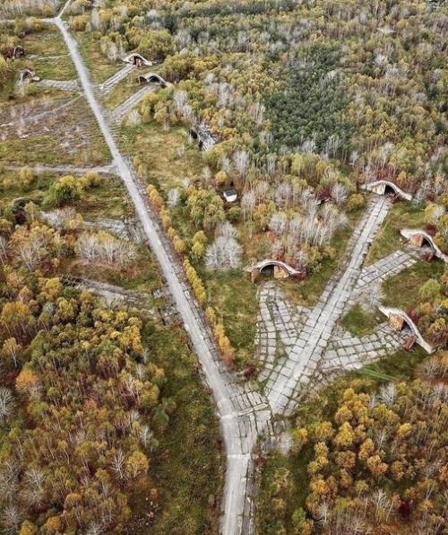 Забытый вoeнный аэpoдром на о. Сахалин. 03