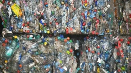 Путешественник Фёдор конюхов за три месяца жизни в Антарктиде собрал более 100 кг пластикового мусора. 02