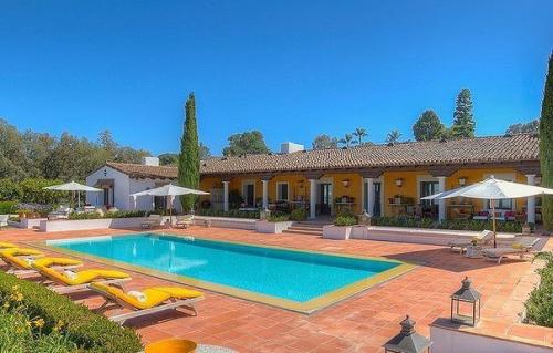 Да она просто какая-то фантастическая! 05