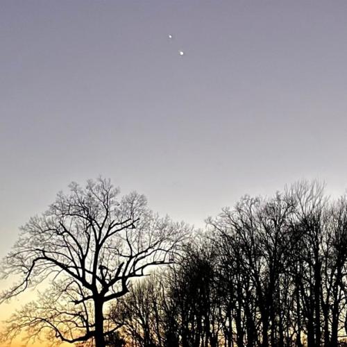 Россиян взволновало необычное астрономическое явление. 02