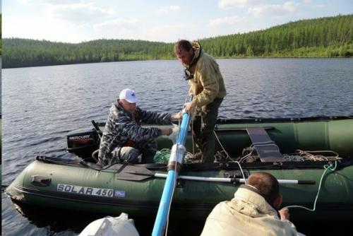 В сибирском озере обнаружили следы тунгусского метеорита. 02