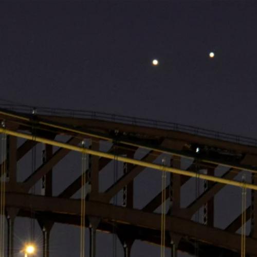 Россиян взволновало необычное астрономическое явление. 03