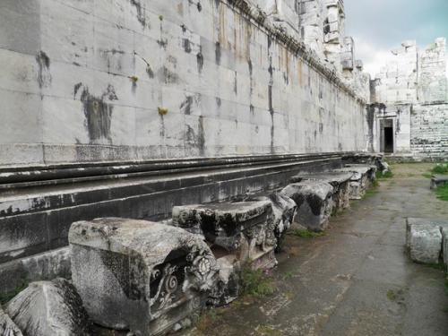 Загадка храма Аполлона в Дидиме (Турция). 01