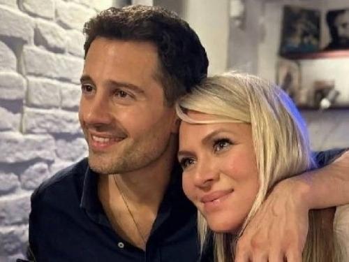 Обязанность жены - быть красивой? 01