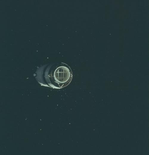 Плёночные снимки из архивов Nasa, сделанные астронавтами миссий Аполлон с 1961 по 1972 годы. 08