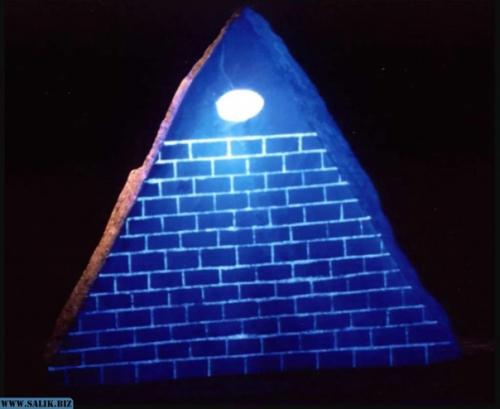 Древнейшая пирамида, светящаяся в ультрафиолете возрастом 17 000 лет. 02