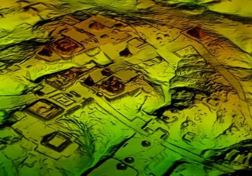 Когда учёные сканировали лазером джунгли около древнего города Майя эль - мирадор, то обнаружили тысячи новых руин и сеть дорог. 02 Когда учёные сканировали лазером джунгли около древнего города Майя эль - мирадор, то обнаружили тысячи новых руин и сеть дорог. 02