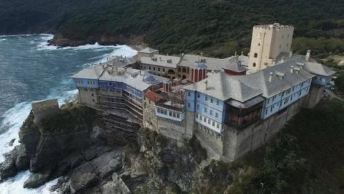 Гора Афон в Греции, на которую не пускают женщин и самок животных. 03 Гора Афон в Греции, на которую не пускают женщин и самок животных. 03