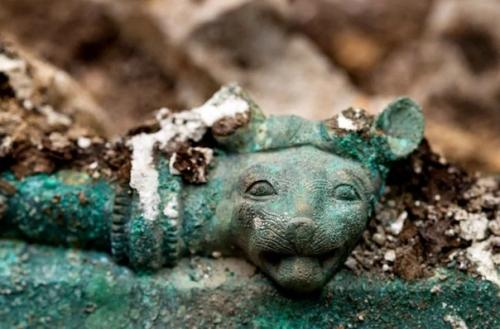 Потрясающая кельтская Находка во Франции. 05