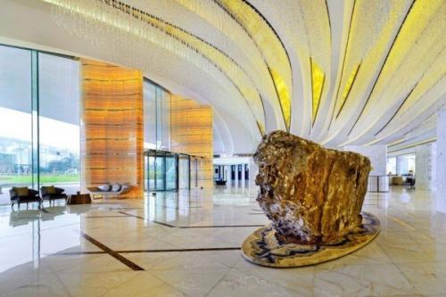 Элитный отель Sheraton Huzhou Hot Spring в форме подковы, Китай. 08