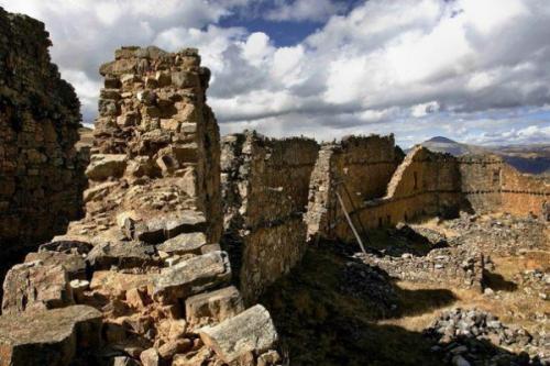 Kомплекс маркауамачуко готовится стать вторым мачу - пикчу, перу. 05 Kомплекс маркауамачуко готовится стать вторым мачу - пикчу, перу. 05