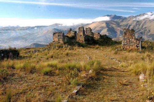 Kомплекс маркауамачуко готовится стать вторым мачу - пикчу, перу. 07 Kомплекс маркауамачуко готовится стать вторым мачу - пикчу, перу. 07