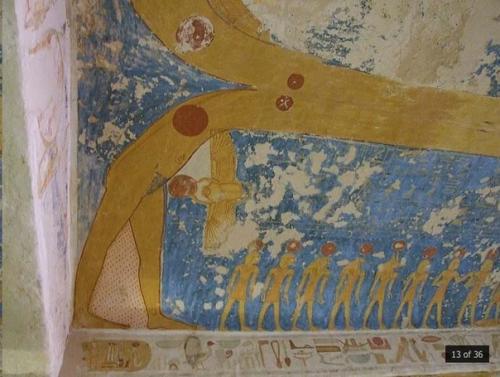 Лето это один большой праздник и выглядеть мы хотим летом ярко, празднично и на все и маникюр 90% моих девочек хотят ярким, сочным и красивым. 03