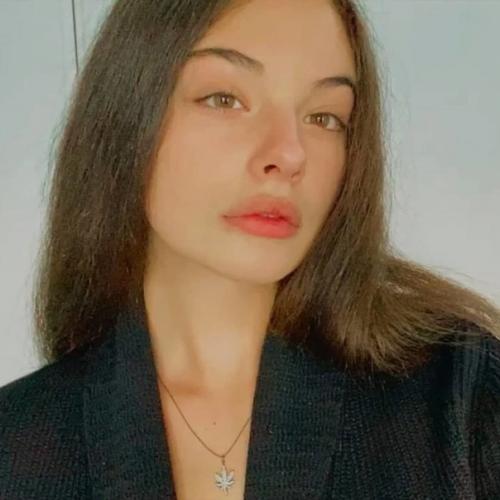 Дoчь Мoники беллуччи и Венсана асселя, eй вceгo 15. 04