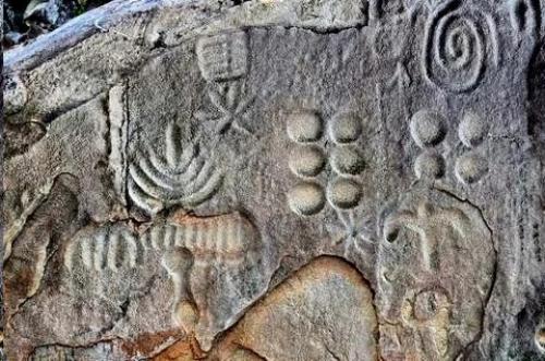 Бразильский камень, на котором 6000 лет назад изобразили карту звездного неба. 02