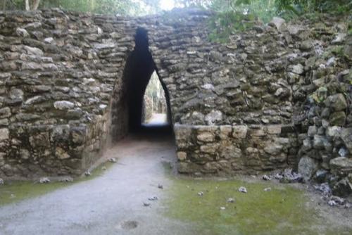 Руины города Рио - бек, Мексика. 08