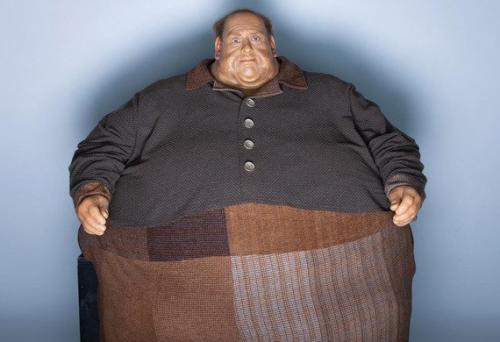 Мозг толстяков оказался на 10 лет старее, чем у стройных людей. Мозг толстяков оказался на 10 лет старее, чем у стройных людей.