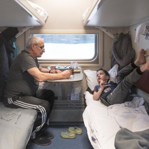 Неповторимая атмосфера русской жизни в фотографиях Дмитрия Маркова, снятых на Iphone. 01