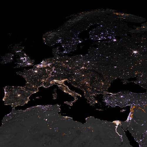 Интенсивность освещения в разных уголках планеты. 01