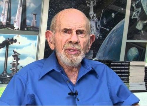 Почему Жак фреско отказался приносить клятву верности американскому флагу?