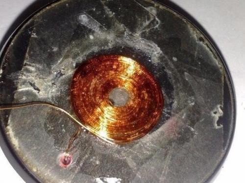 Беспроводная зарядка для телефона. 02