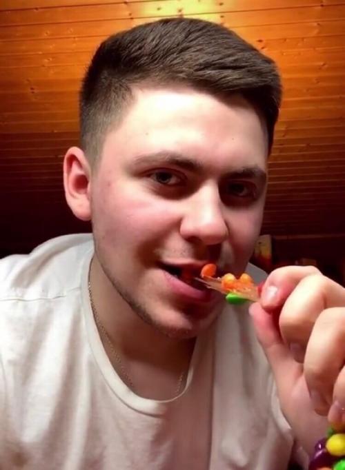 Это абсолютно бесполезно, но я хочу это повторить! 06