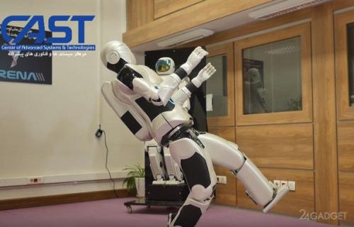 Иранский человекоподобный робот Surena III. 04