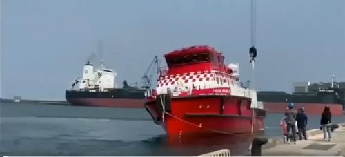 Анализ устойчивости представляет собой ключевой этап в процессе проектирования и эксплуатации спасательных судов.  