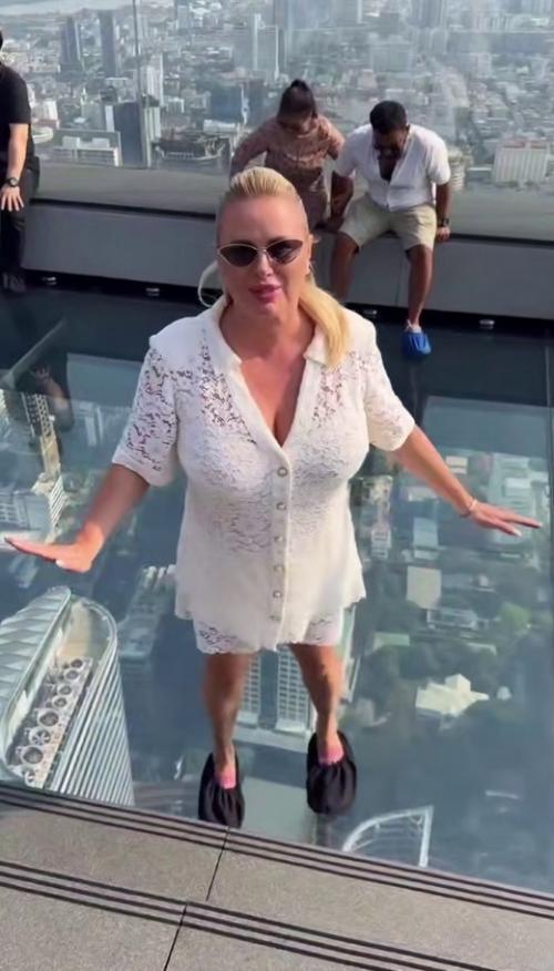 Когда страшно, но всё равно продолжаешь двигаться вперёд. 03