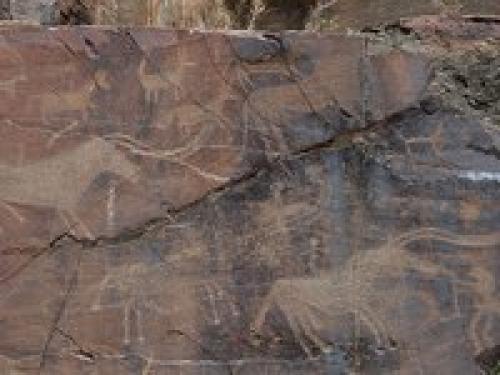 Кто хоть раз видел древние петроглифы, будет вечно к ним возвращаться. 03