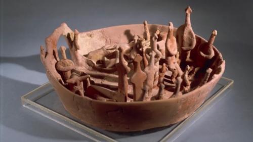 Загадка чаши из вунуса, которой 4000 лет. 
