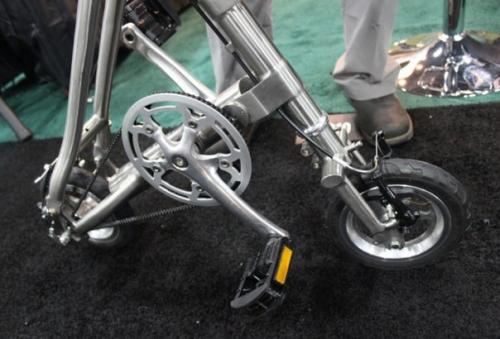 Burke 8 - складной велосипед из титана.