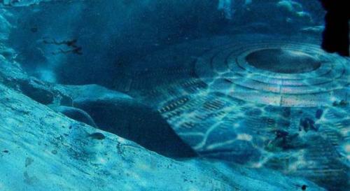 Неопознанные подводные объекты. Неопознанные подводные объекты.