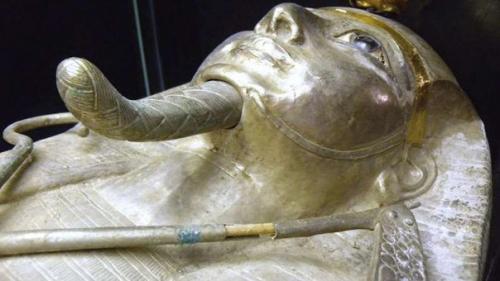 Тайна серебряного гроба. 05