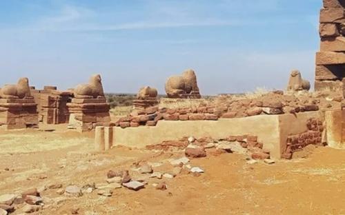 Древние пирамиды в Судане. 01