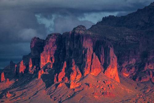 Горы суеверий.  Ezomir. Горы суеверий.  Ezomir.