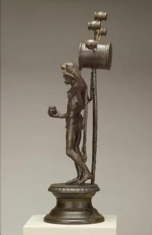 Неизвестный прибор на древней статуэтке. 03