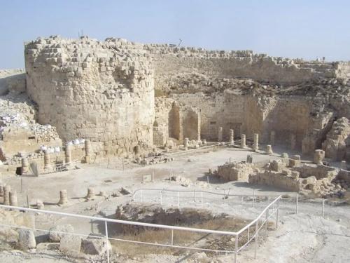 Иродион. Засыпанная крепость - дворец. 03 Иродион. Засыпанная крепость - дворец. 03