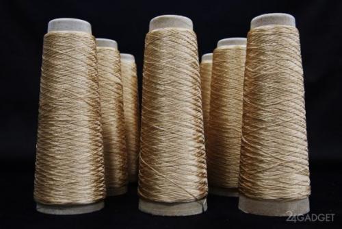 Первая в мире куртка из паучьего шёлка.