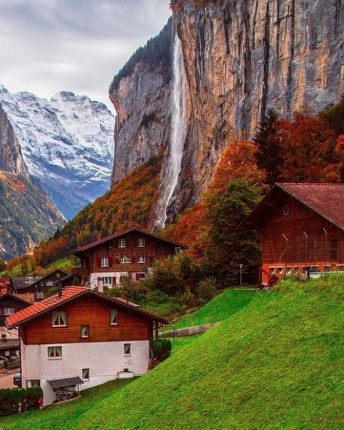 Разноцветная осень в Альпах Швейцарии! 01