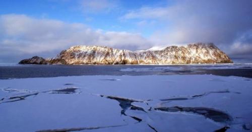 На картах Google обнаружили таинственную черную дыру. 01